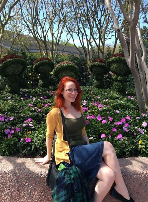 Redhead in the garden : milf Redhead in the garden milf