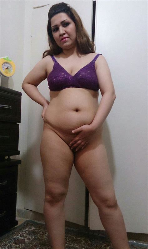 Sexy nude arab milf - XXX photo