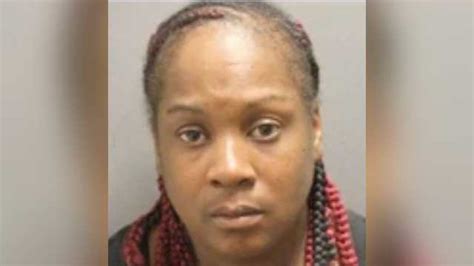 Mom accused of leaving 7-year-old son alone in hot car ...