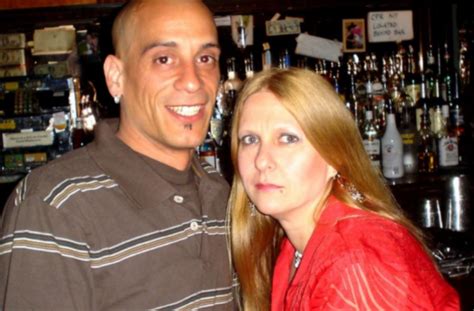 Mom goes undercover as 'sexy cougar' to take down juror ...